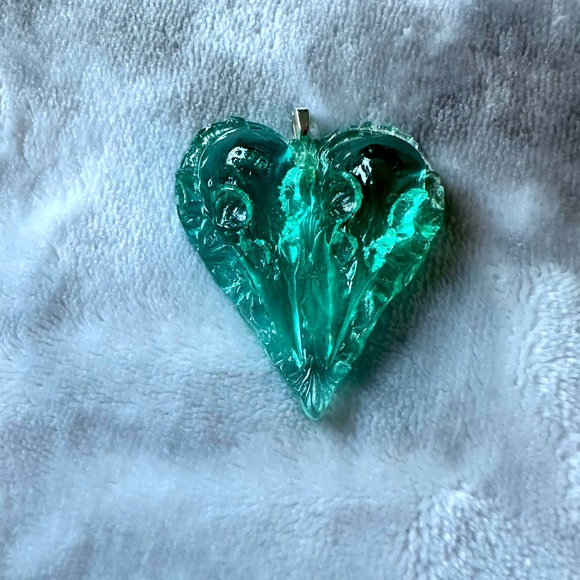 Jewelry - Gorgeous one of a kind, handcrafted bird skull heart necklace